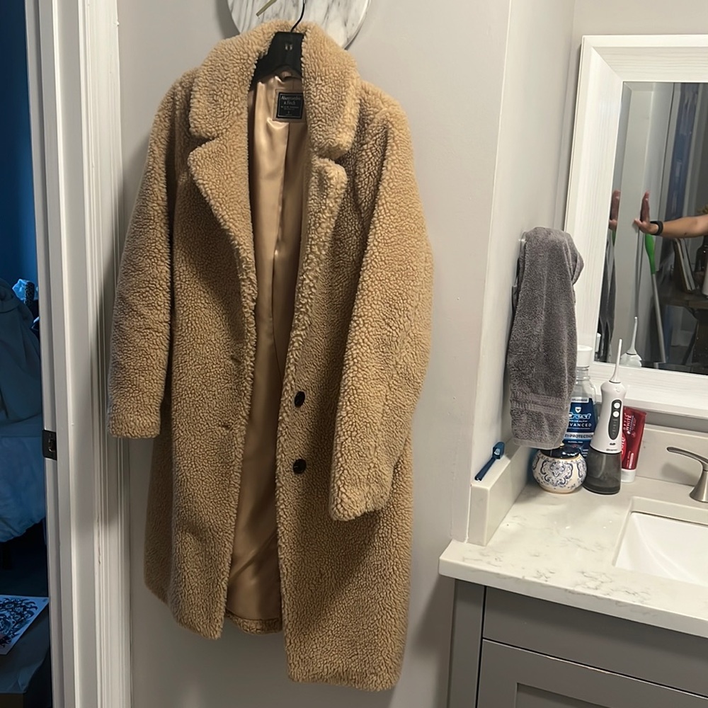 Abercrombie sherpa coat